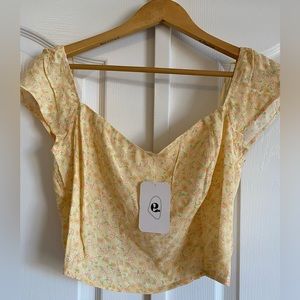 NWT Elodie top size Large